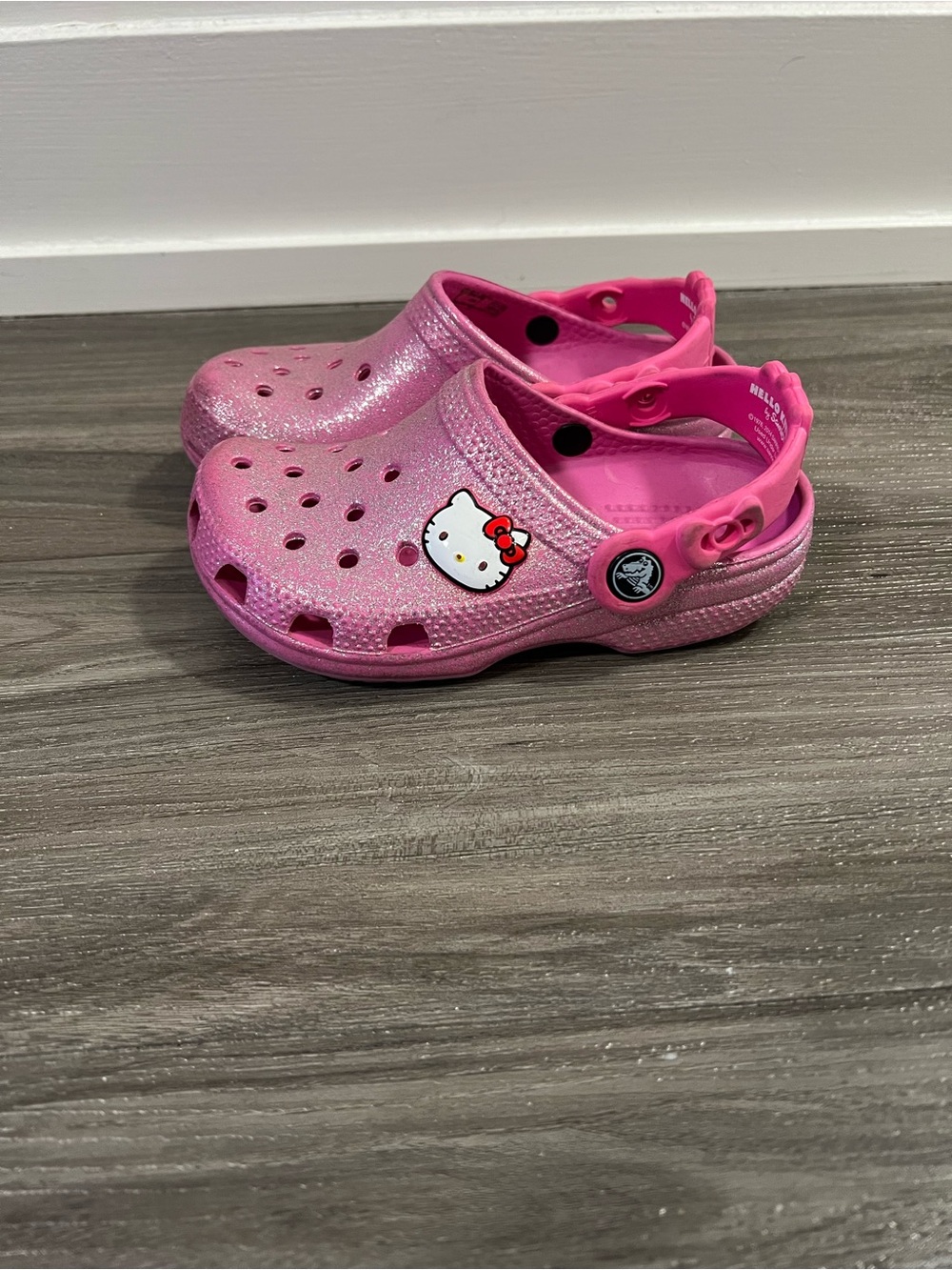 Hello Kitty Crocs